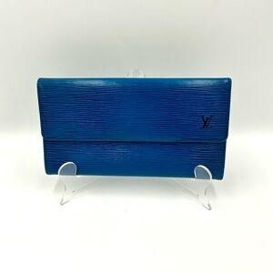 Louis Vuitton Blue Epi Sarah Wallet #938